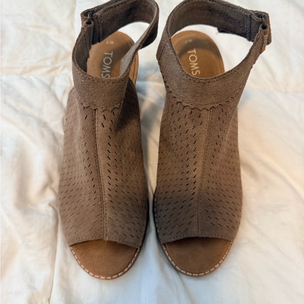Toms Women’s Brown Suede Peep-Toe Ankle Strap Mules
